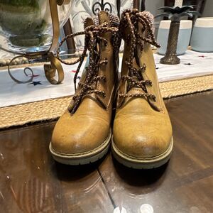 Academy, Ltd. Women’s Brown Lace-Up Ankle Bootie Round Toe Comfort 6.5D
